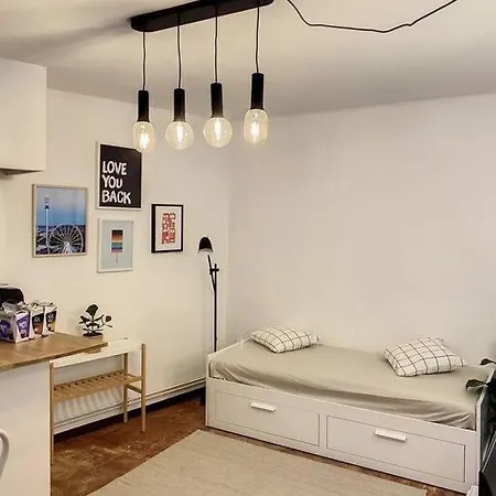 아파트 Ibiza -sublime Studio Place De La Trinite- Netflix *